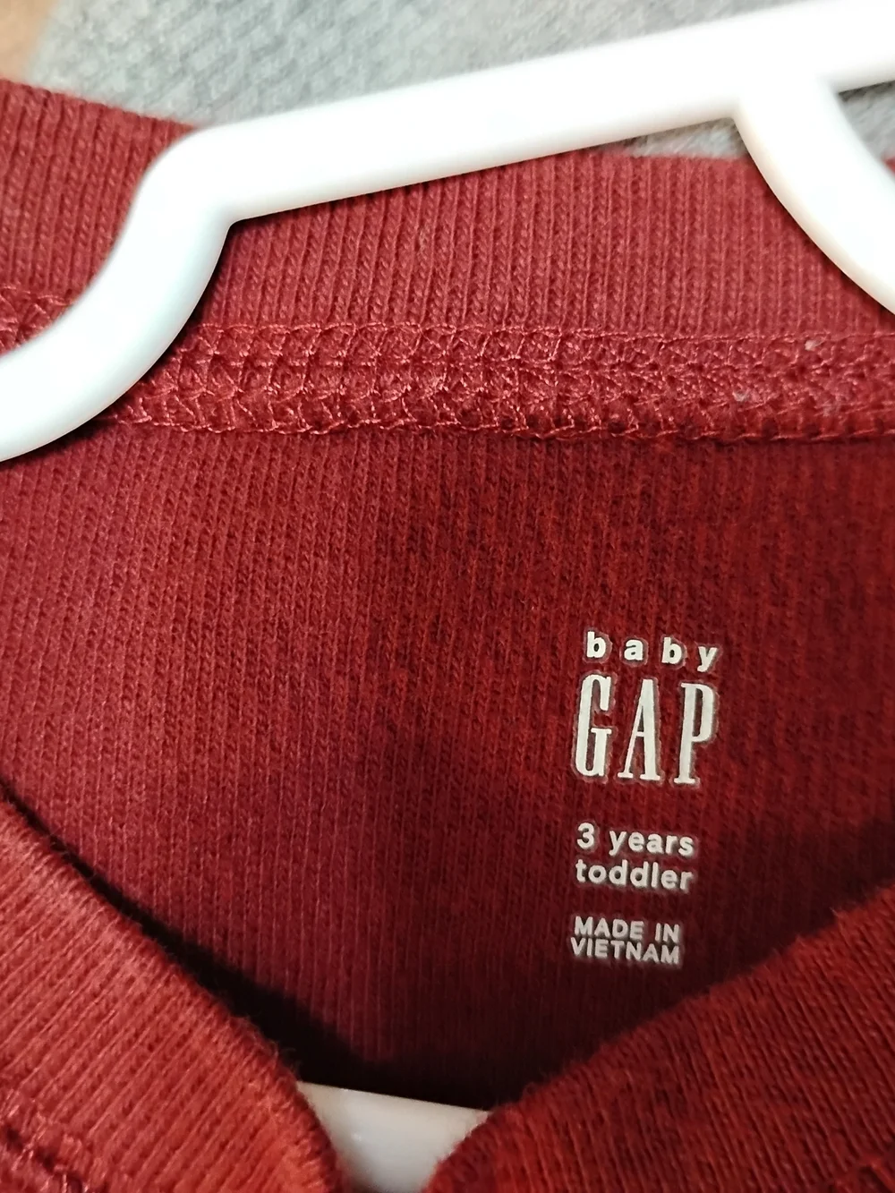 GAP Kids Long Sleeve Tops in Red, Gray & Navy